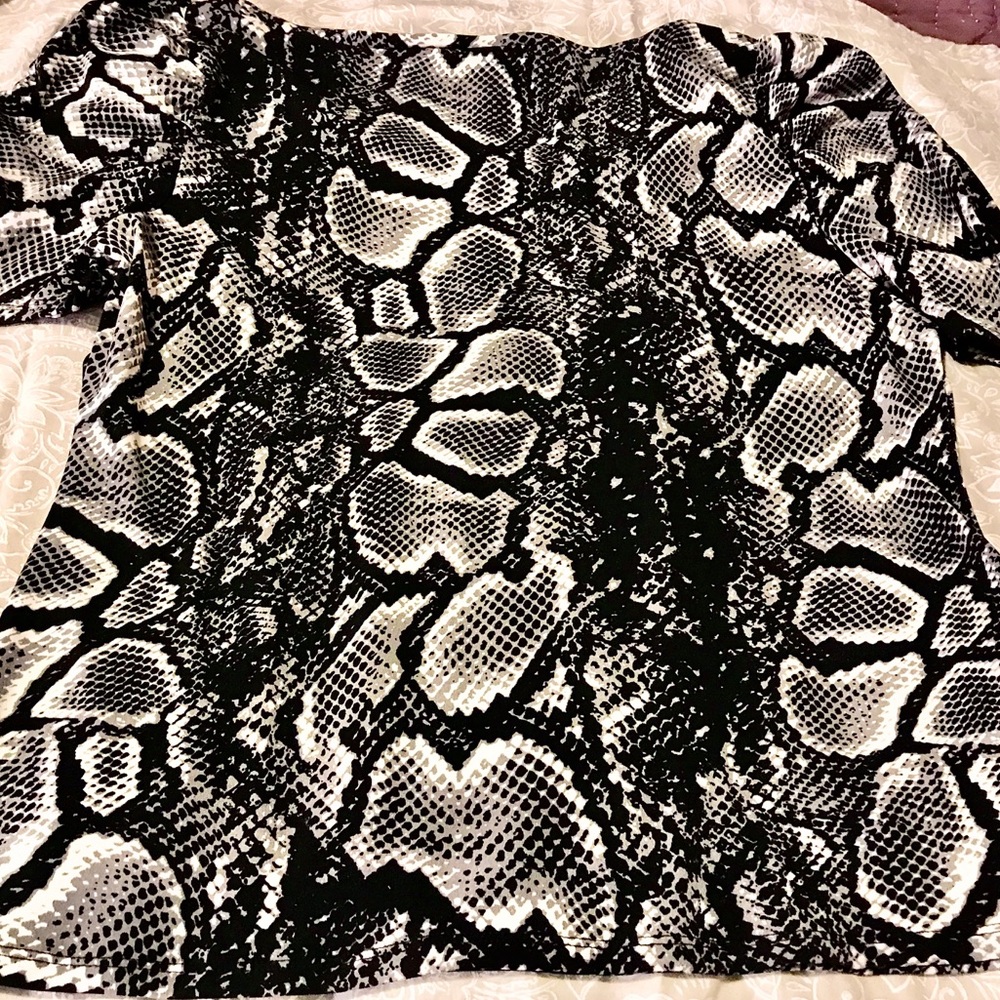 🔥BOGO🔥Worthington Black and White Python Pattern - Picture 5 of 5